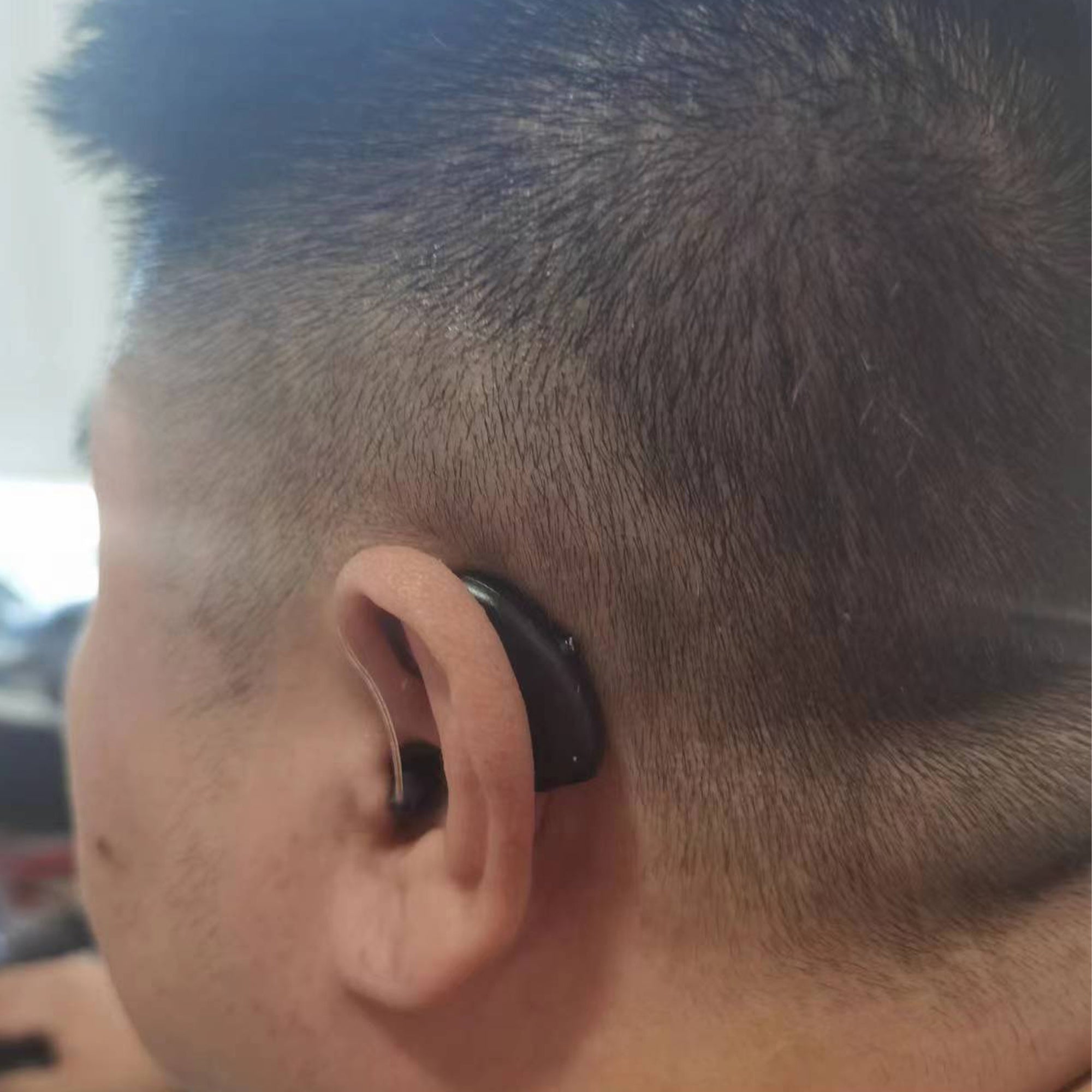 Fisdemo Discoverer Premium Rechargeable Bluetooth Digital RIC Hearing Aids, Dual Microphones Designed for Mild to Moderate Hearing Loss